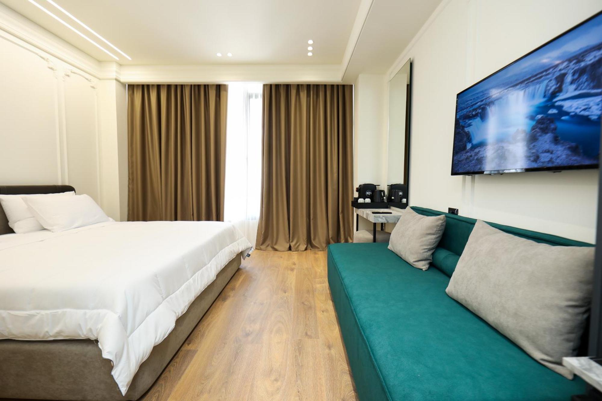 Hotel Adore Vlorë 외부 사진