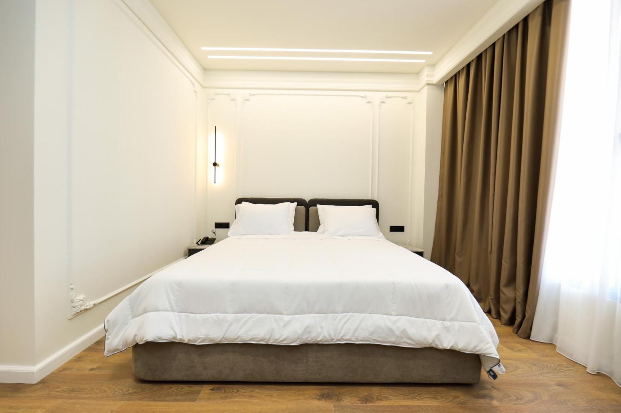 Hotel Adore Vlorë 외부 사진