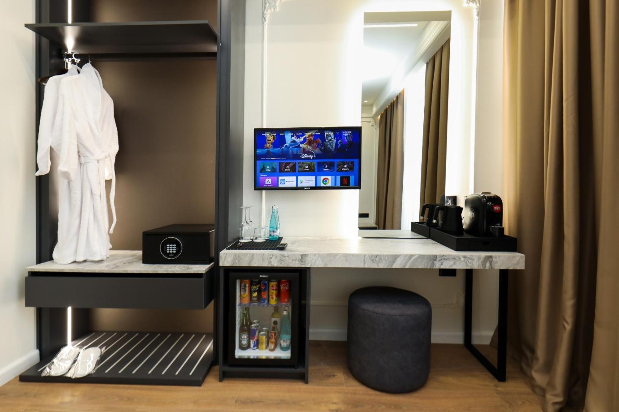 Hotel Adore Vlorë 외부 사진