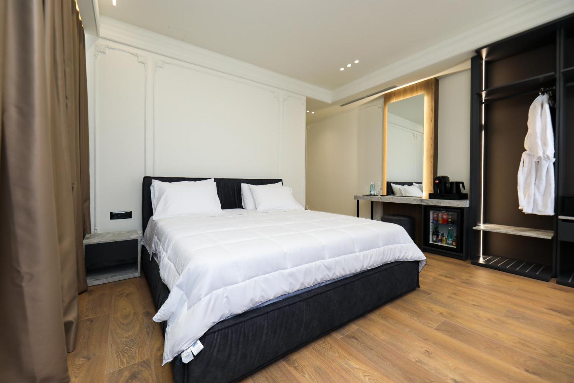 Hotel Adore Vlorë 외부 사진