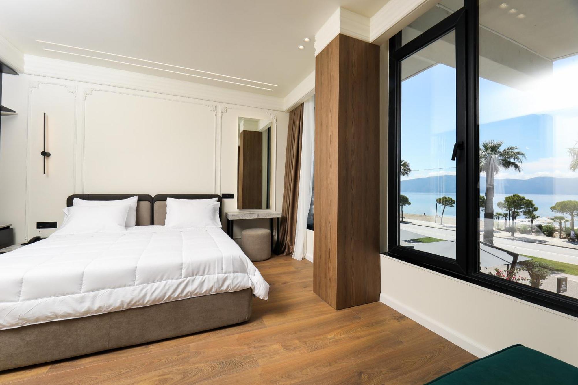 Hotel Adore Vlorë 외부 사진